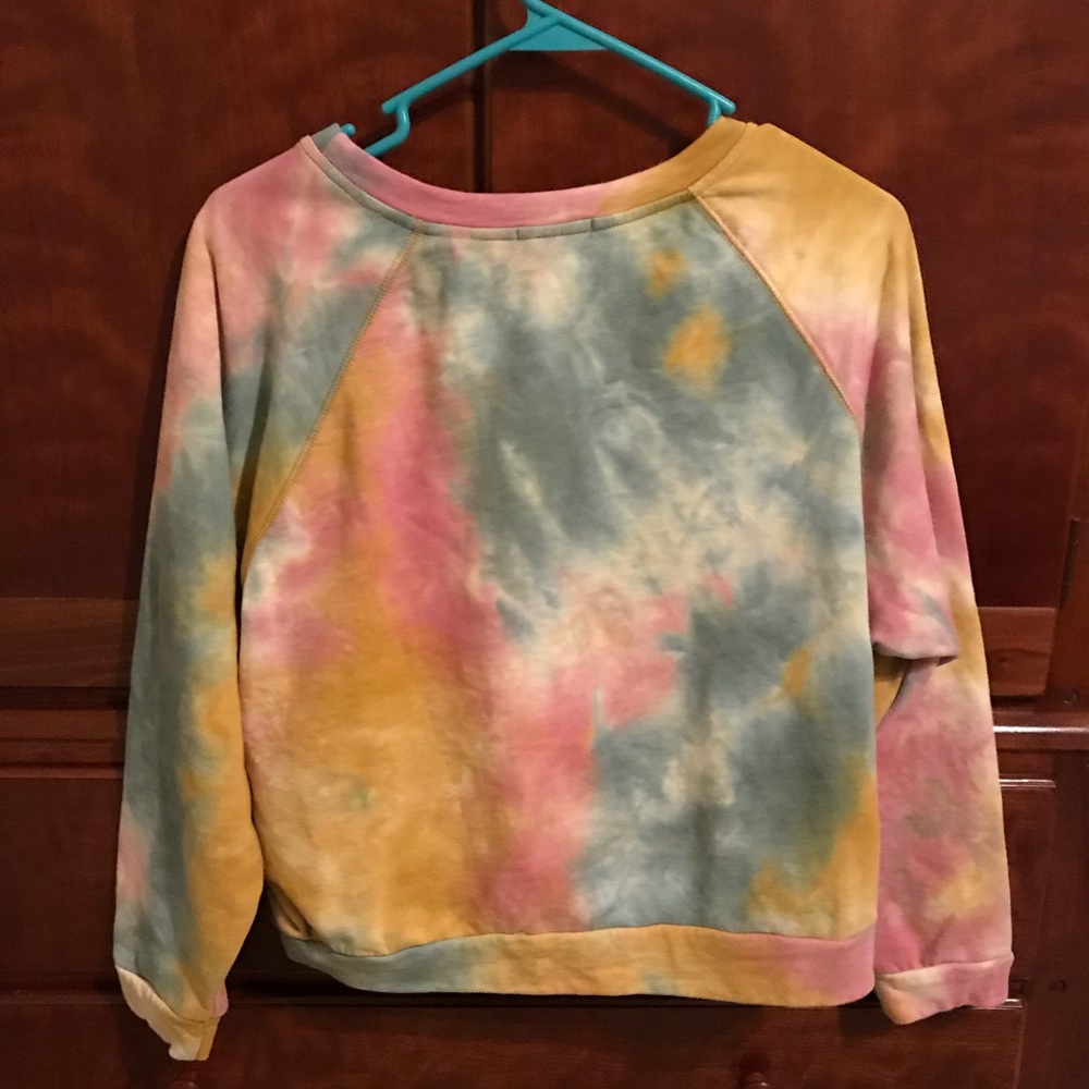 Vestique Simon Sweatshirt Doorbuster - Picture 3 of 5